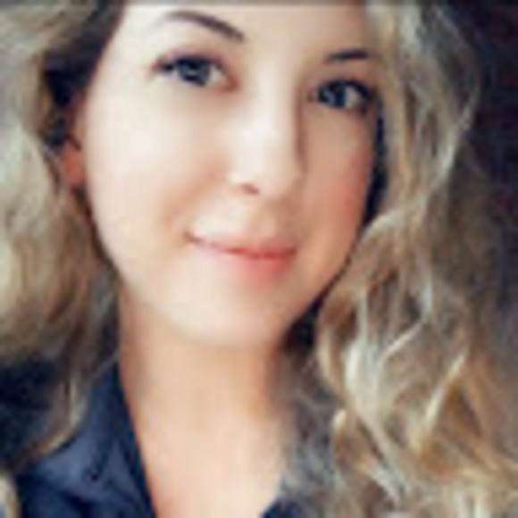 Meet your Posher, Melissa - Picture 1 of 1